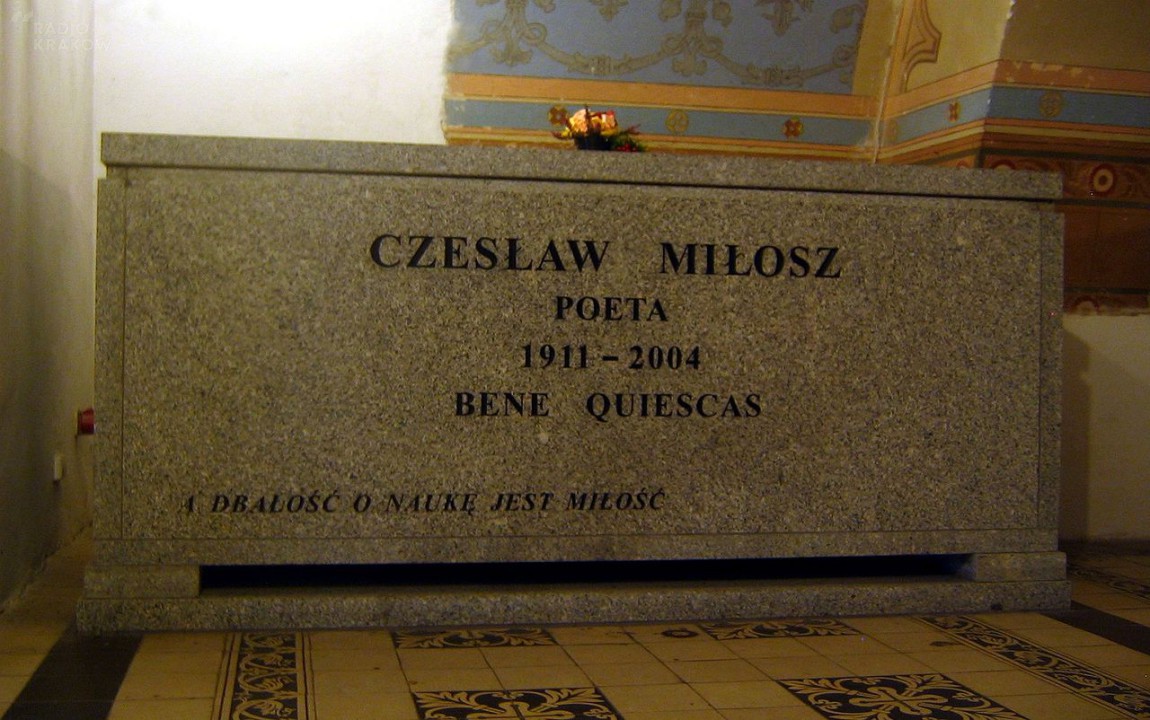 Sarkofag Czesława Miłosza na Skałce, fot. Andrzej Barabasz 2005 r.