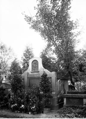  Grobowiec Heleny Modrzejewskiej