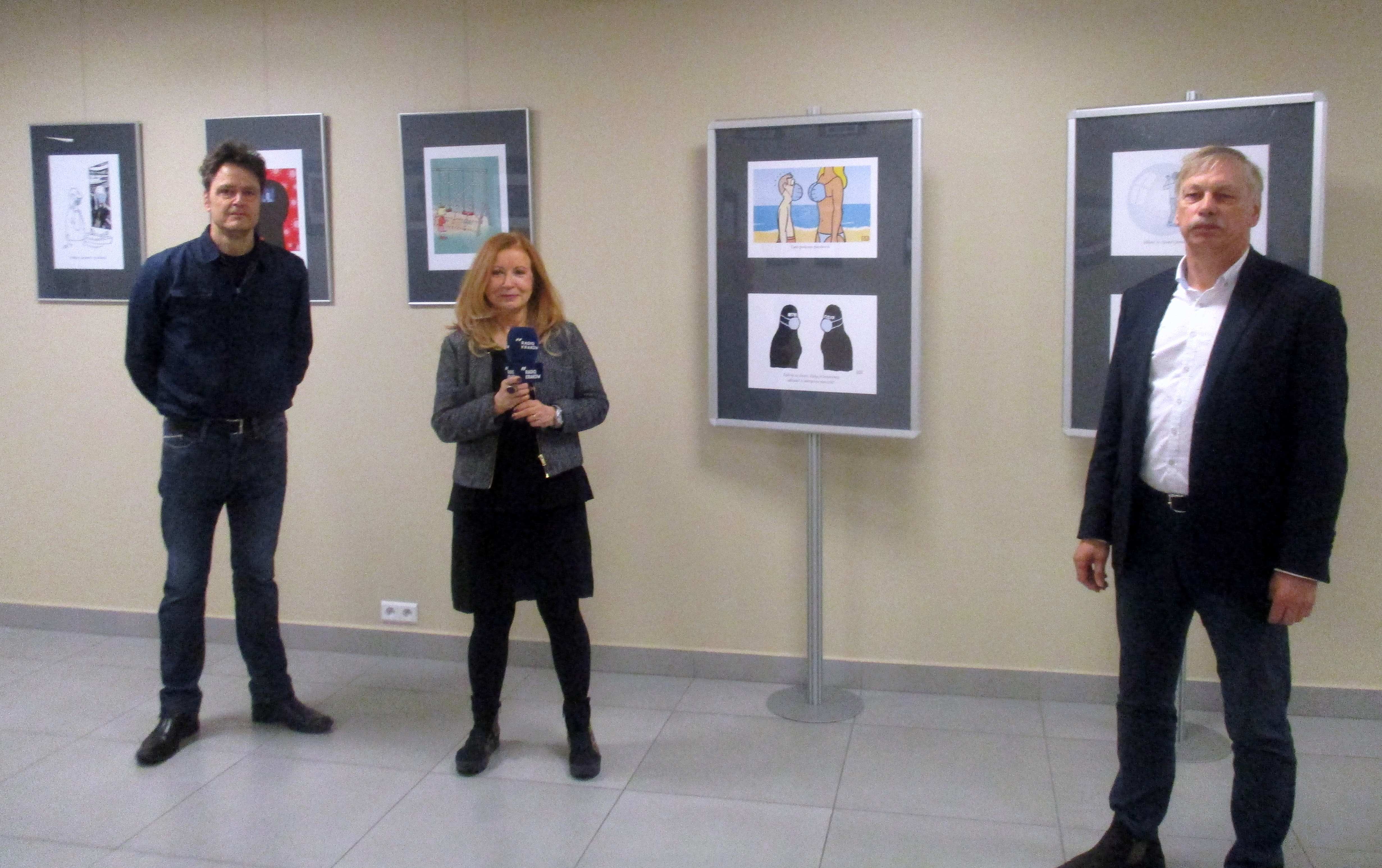 od lewej: Stanley Eales, Krystyna Lönnquist oraz dr Jerzy Krawczyk.