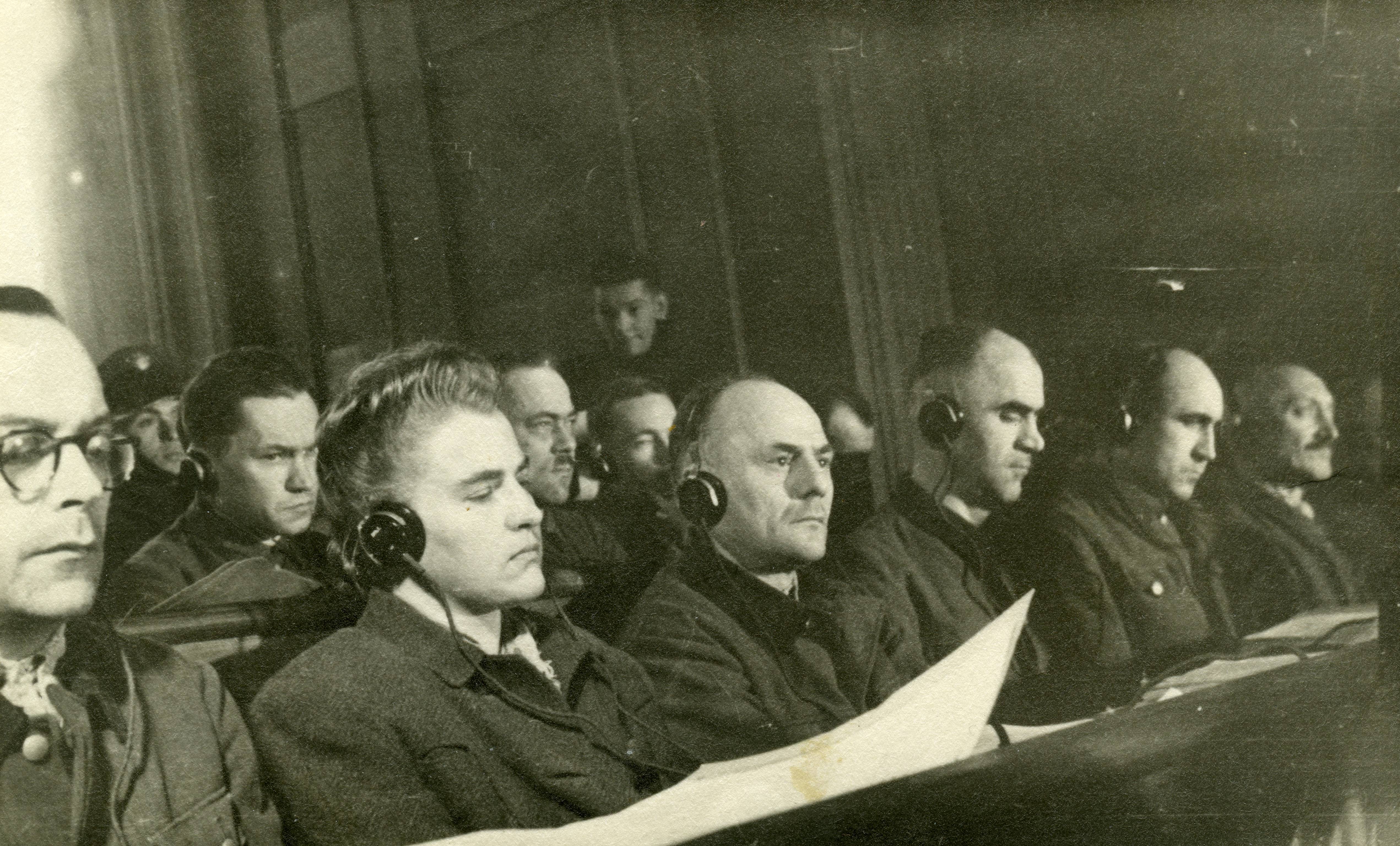 Proces załogi KL Auschwitz. Ława oskarżonych. Kraków NTN 1947 r. Fot. AIPN