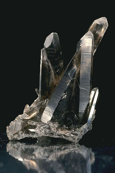 Morion - czarny kwarc  (fot.Wikipedia)