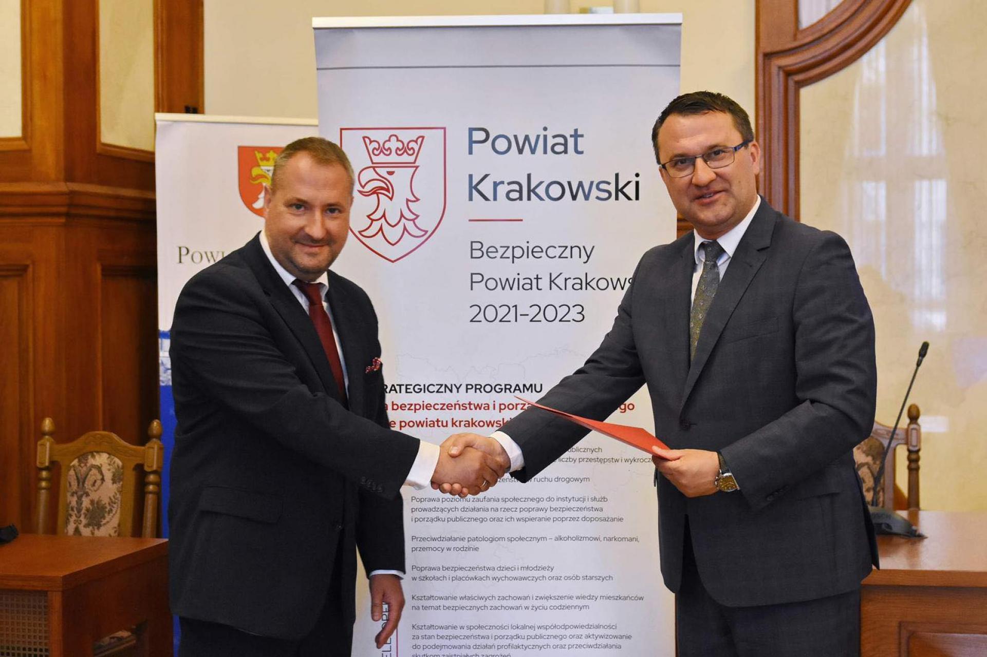 Marcin Ma ysz Zosta Cz onkiem Powiatowej Rady Bezpiecze stwa Ruchu marcin-ma-ysz-zosta-cz-onkiem-powiatowej-rady-bezpiecze-stwa-ruchu