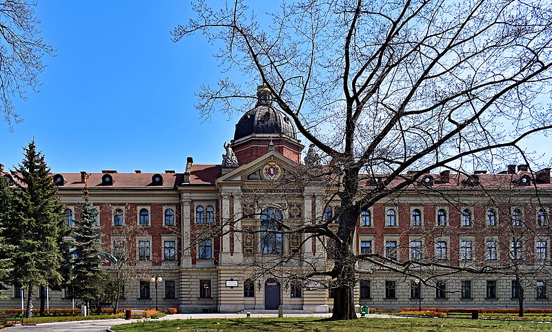  Uniwersytet Ekonomiczny w Krakowie, budynek główny, 1887 proj. Władysław Ekielski i Tadeusz Stryjeński (fot. Zygmunt Put/Wikipedia)