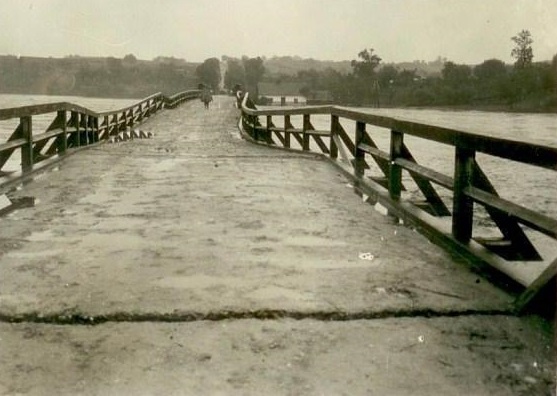 Dunajec w Zgłobicach 1934 (fot.Wikipedia)