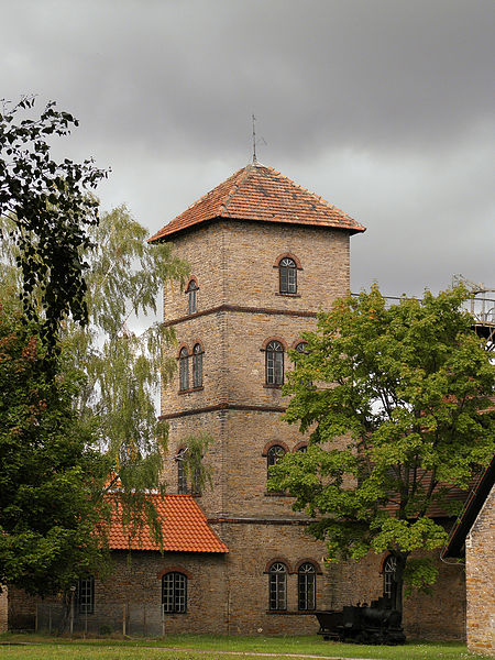 Wieża wyciągowa (fot.Rafał Terkner/Wikiepdia)