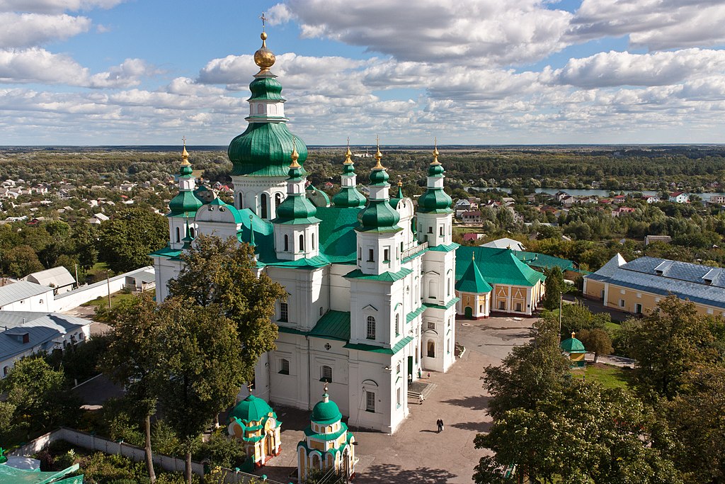 Czernihów. Klasztor Trójcy - Eliasza . Widok z dzwonnicy (fot.Valerii Sorokin/Wikipedia)