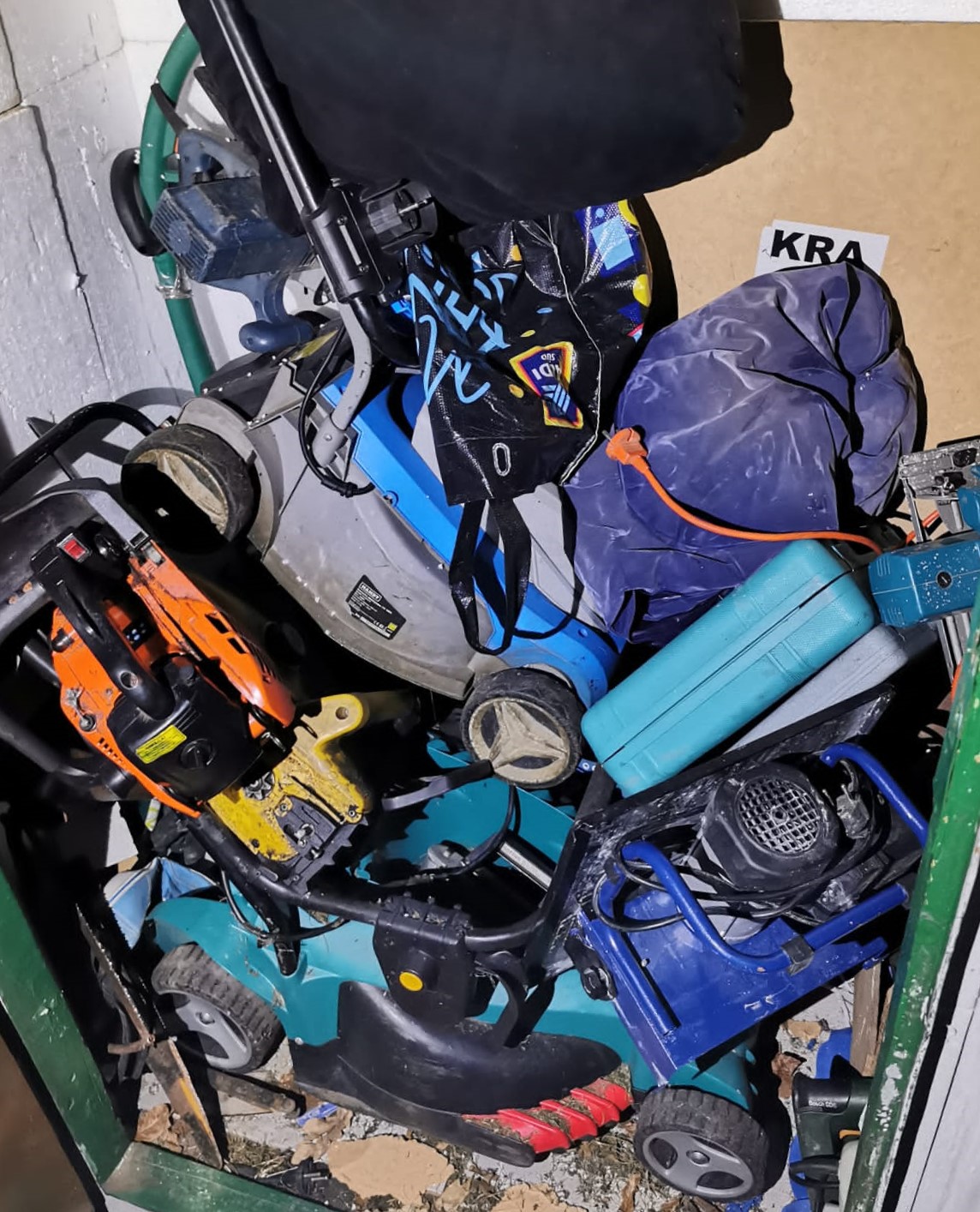 Część łupu włamywaczy fot: policja