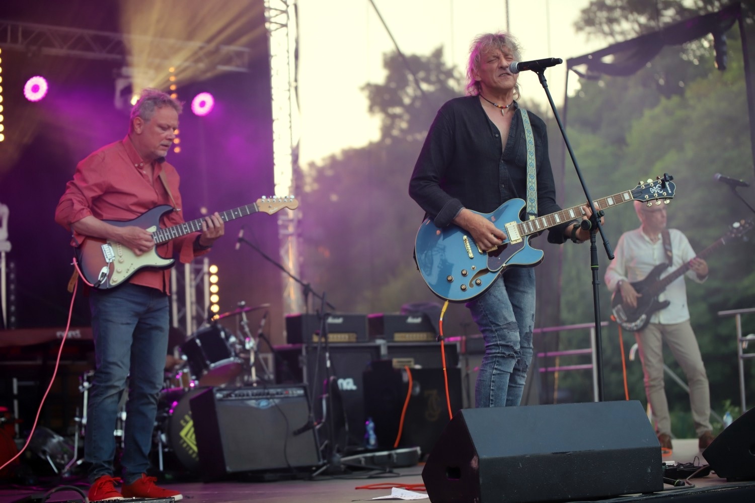 od lewej: J.Korohoda, J. Dewódzki i J.Chruściński .