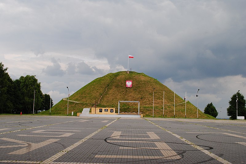 Piekary Śląskie Kopiec Wyzwolenia (fot. Marem Mróz/Wikipedia)