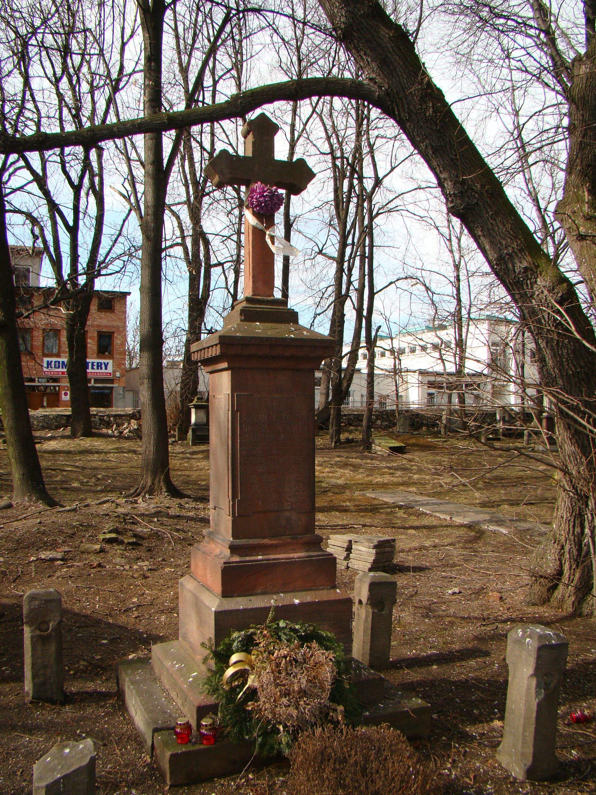 Grób Jana Kantego Szymczyka w Olkuszu (fot. Jacek Sypień)