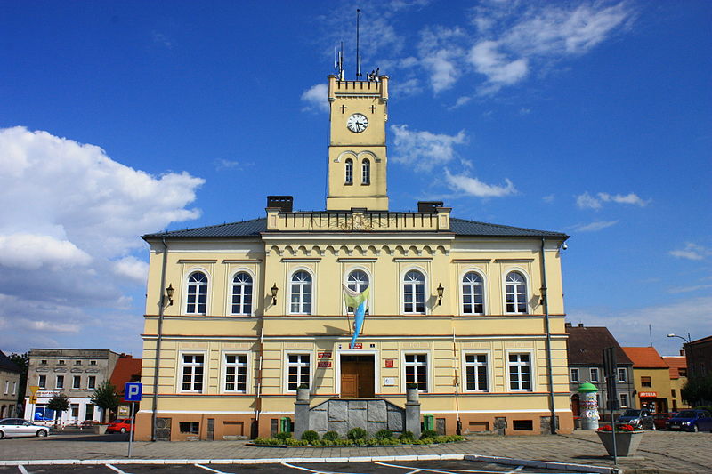 Rynek w Krobi (fot. Dariusz Galus/Wikipedia)
