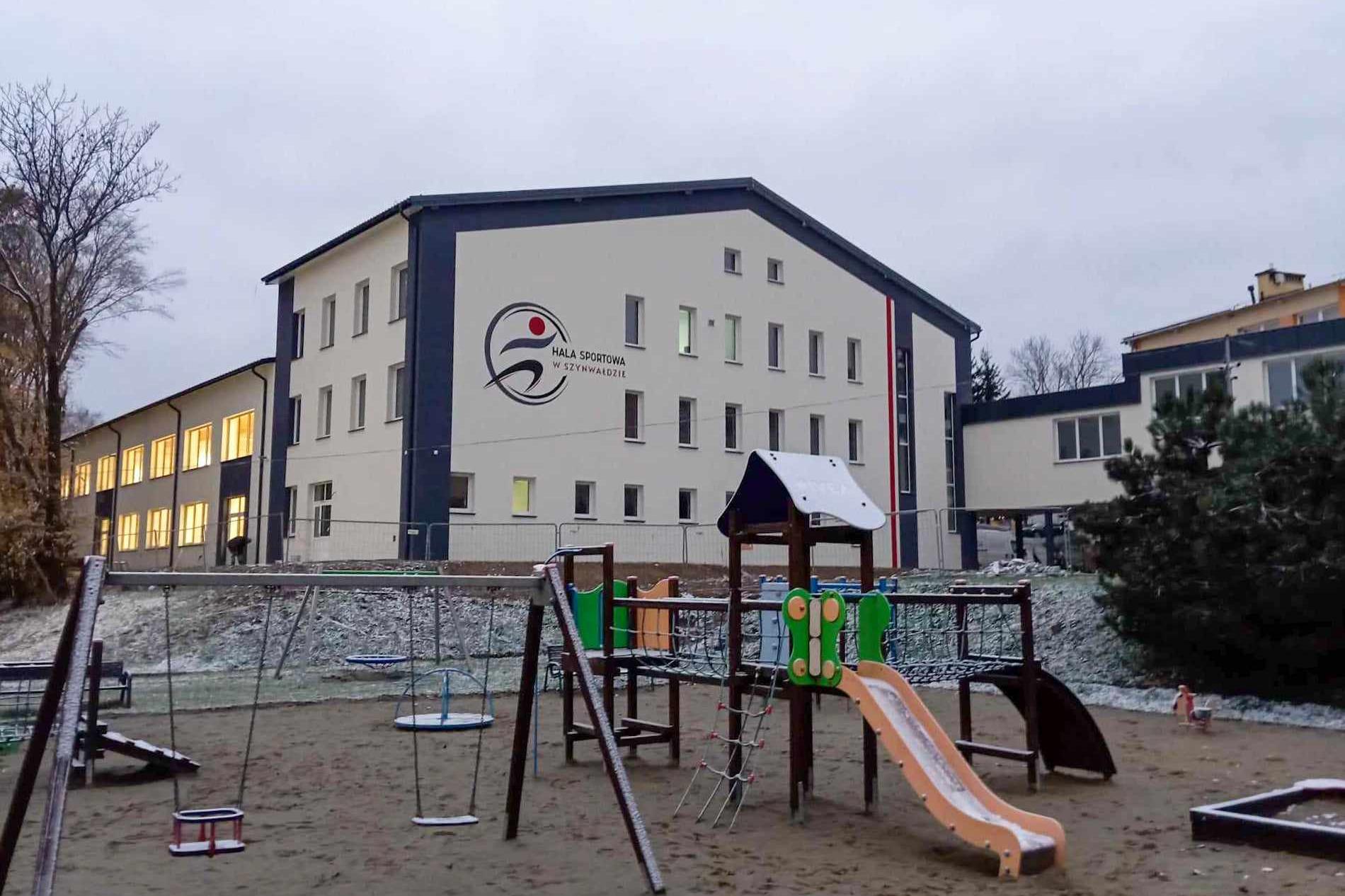 źródło: https://www.facebook.com/polandrone/