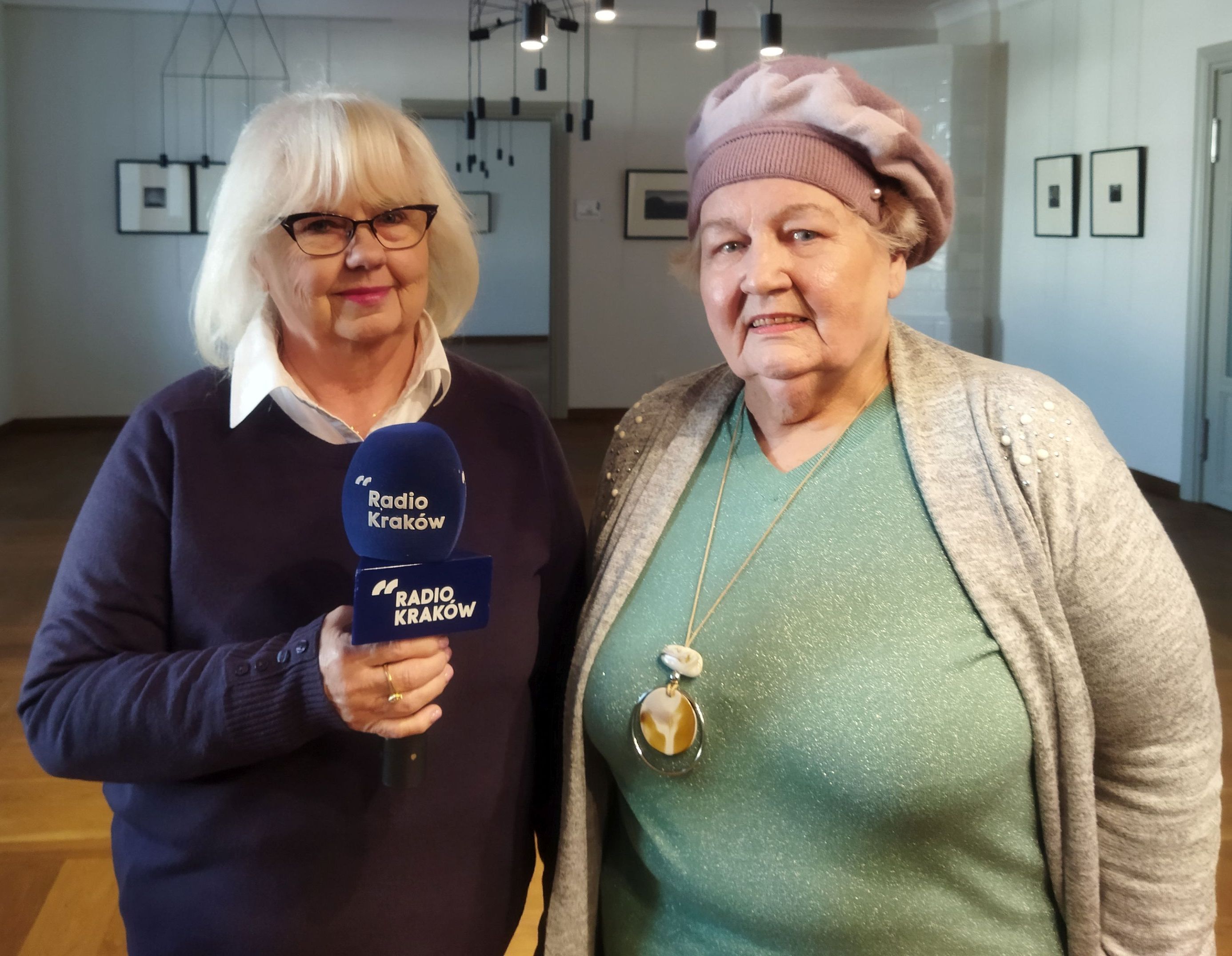 M.Winiarczyk (z lewej) i Iga Kanpik - fot. Jacek Sypień