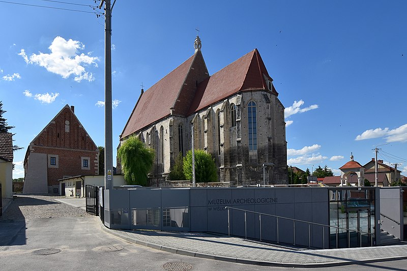 Bazylika kolegiacka Narodzenia Najświętszej Marii Panny w Wiślicy (fot. Henryk Bielamowixz/Wikipedia)