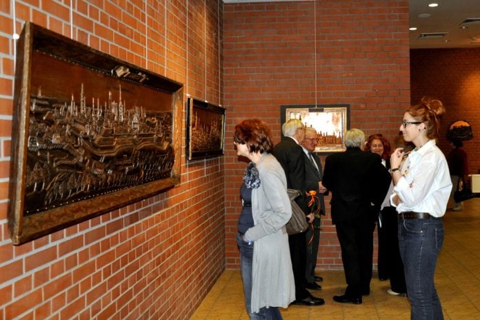 Wystawa Leszka Frączka w Olkuszu w 2014 r. - (fot. Dział Wystawienniczo – Muzealny i Promocji Miasta i Gminy Olkusz)