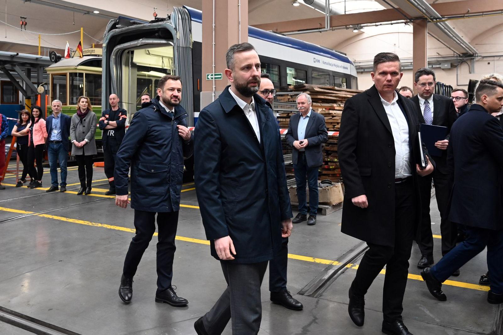 MInistrowie w krakowskim MPK/ Fot. Marek Lasyk. 