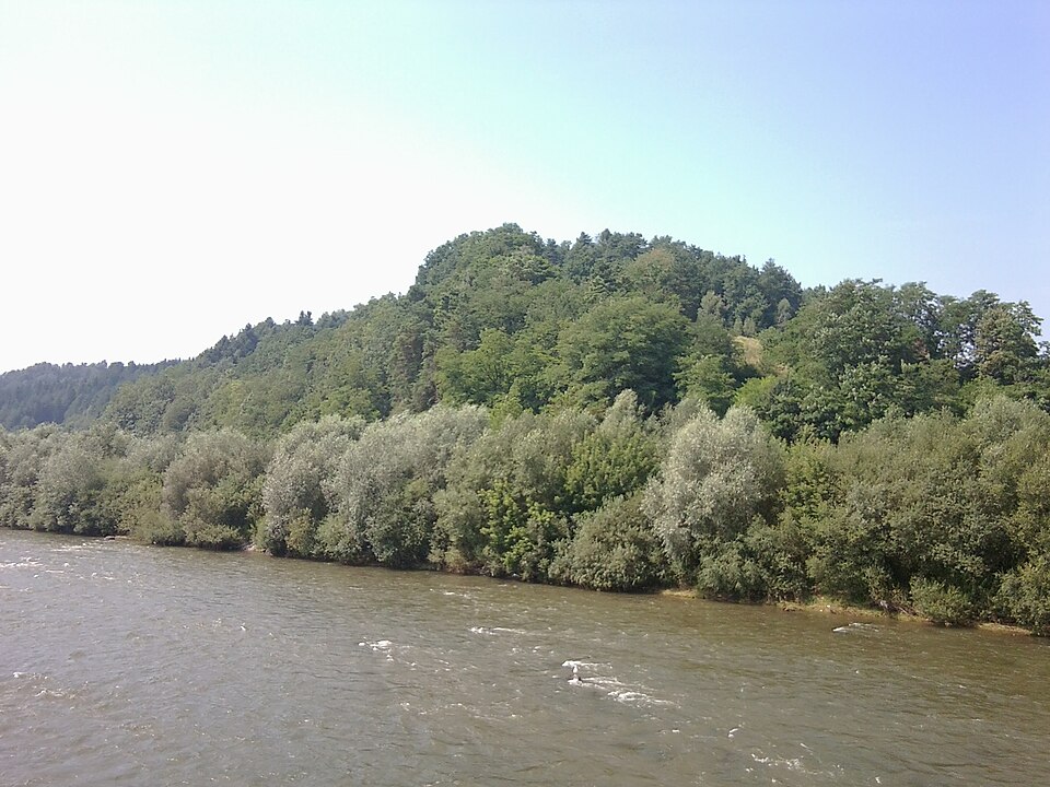 Naszacowice, Wzgórze Grodowe (fot. 13Piotrek)