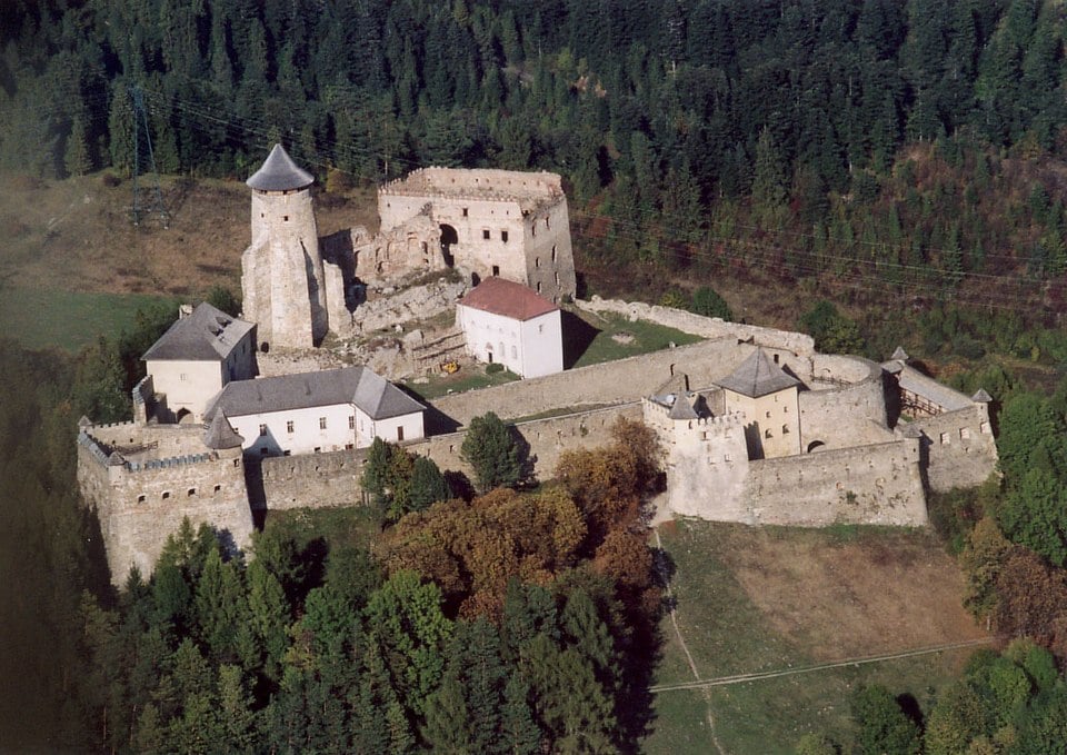 Zamek Stara Lubowla (fot.Civertan/Wikipedia)