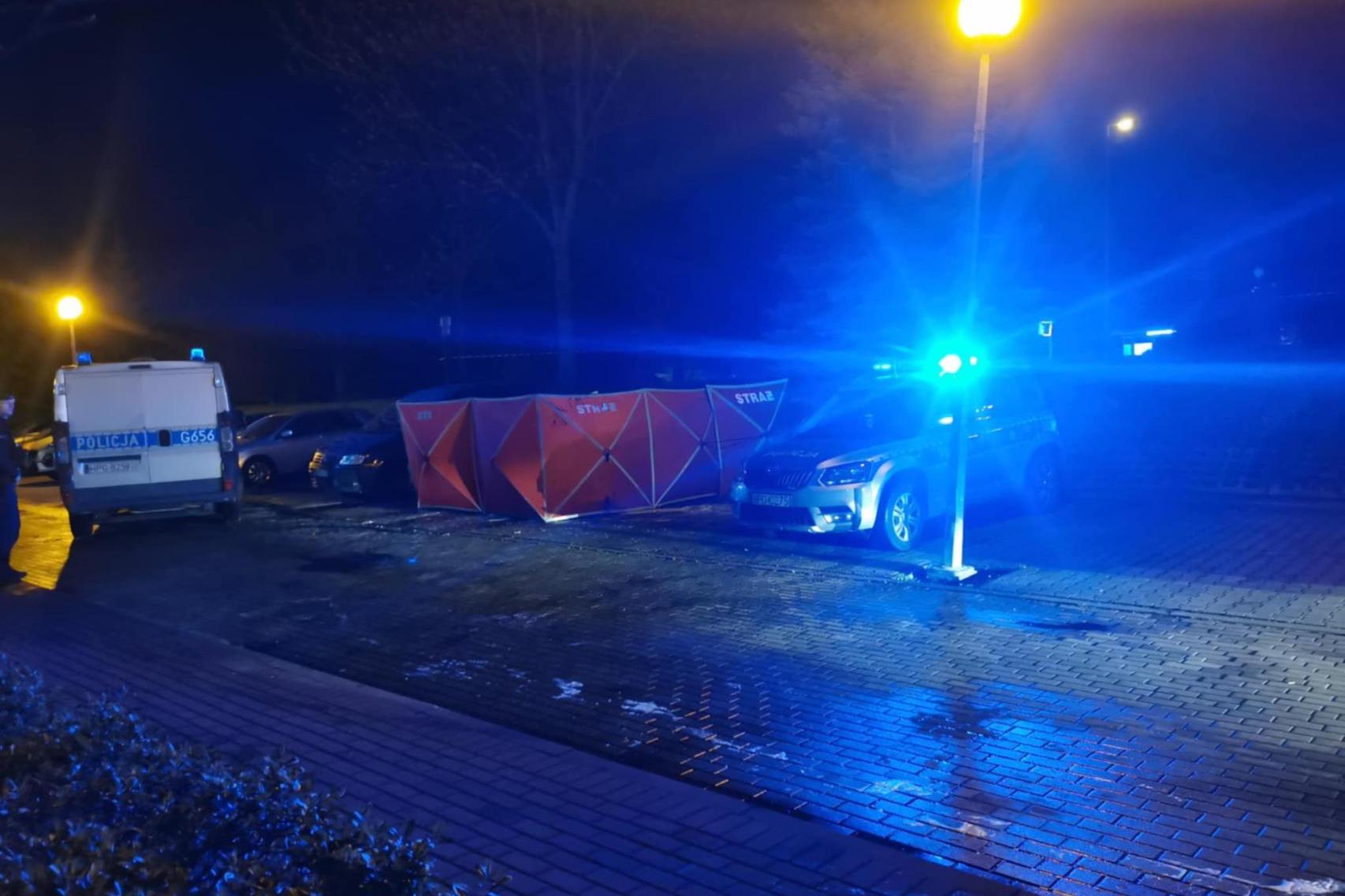 Tragiczny pożar auta w Tarnowie. Jedna osoba nie żyje