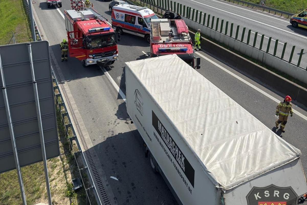 Śmiertelny wypadek na autostradzie A4 w Krzeczowie
