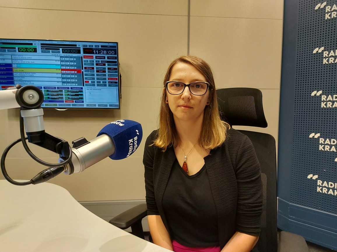 Dominika Igielski w studiu Radia Kraków, fot. Sylwia Paszkowska