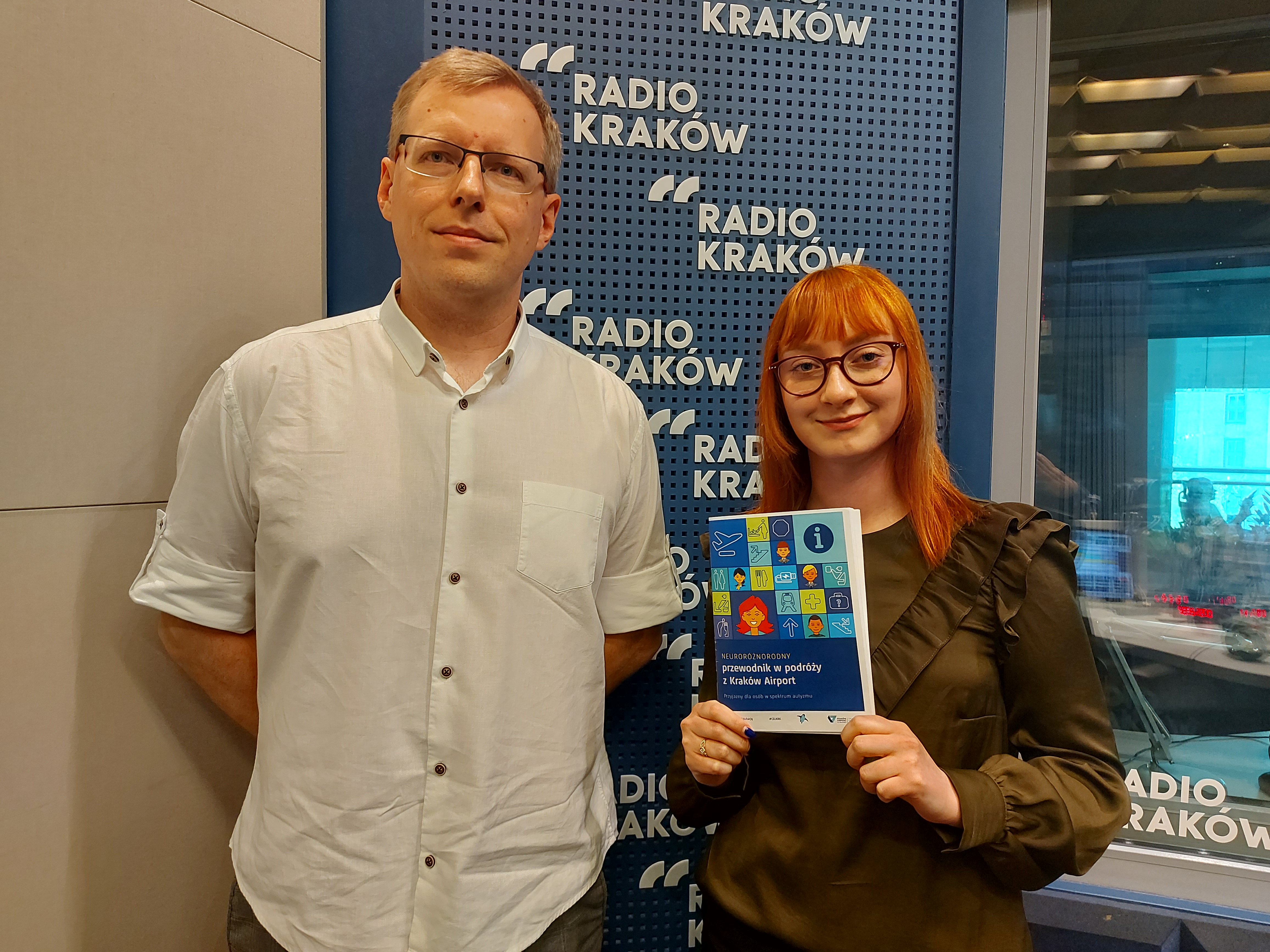 Michał Dębski-Korzec i Daria Łabędź w studiu Radia Kraków, fot. Sylwia Paszkowska