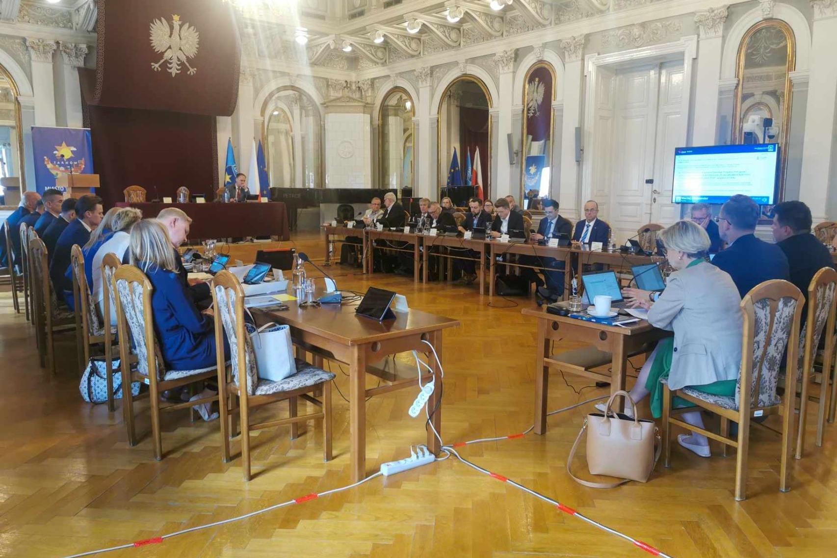 Tarnów wprowadza ?bon dla pierwszaka?. 700 zł na sport z oszczędności po likwidacji dyżurów dla nietrzeźwych