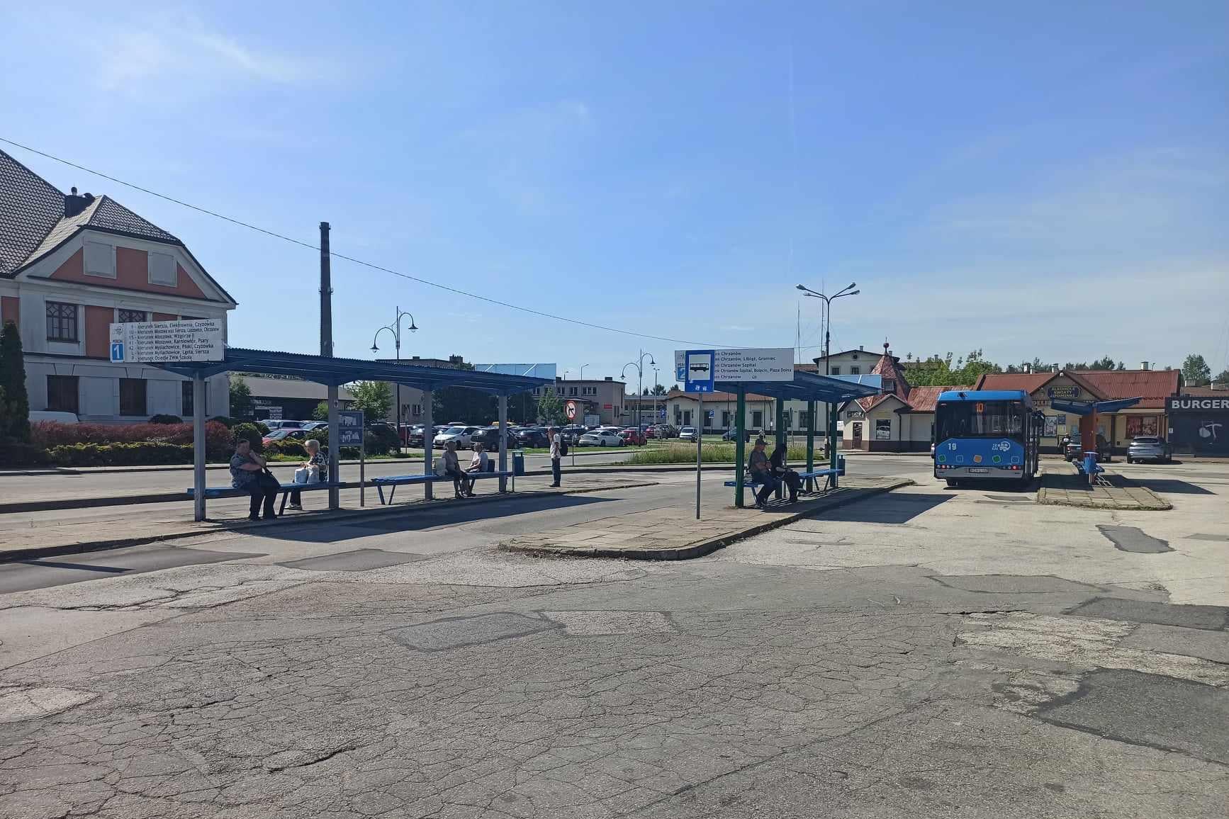 Tak teraz wygląda dworzec autobusowy w Trzebini. Fot. Natalia Feluś