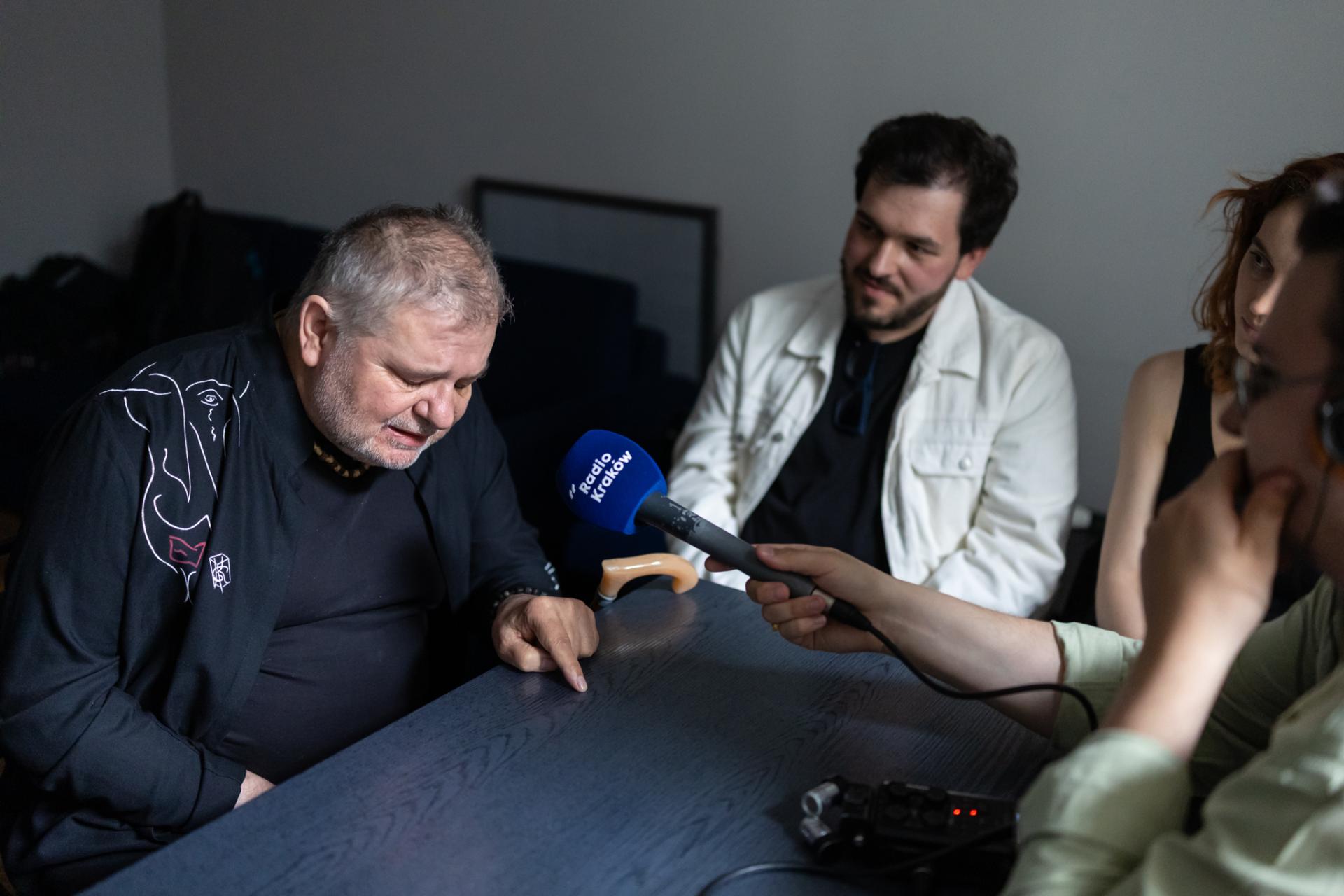 Krzysztof Globisz w Radiu Kraków: Reżyser Hytroś jest poetą