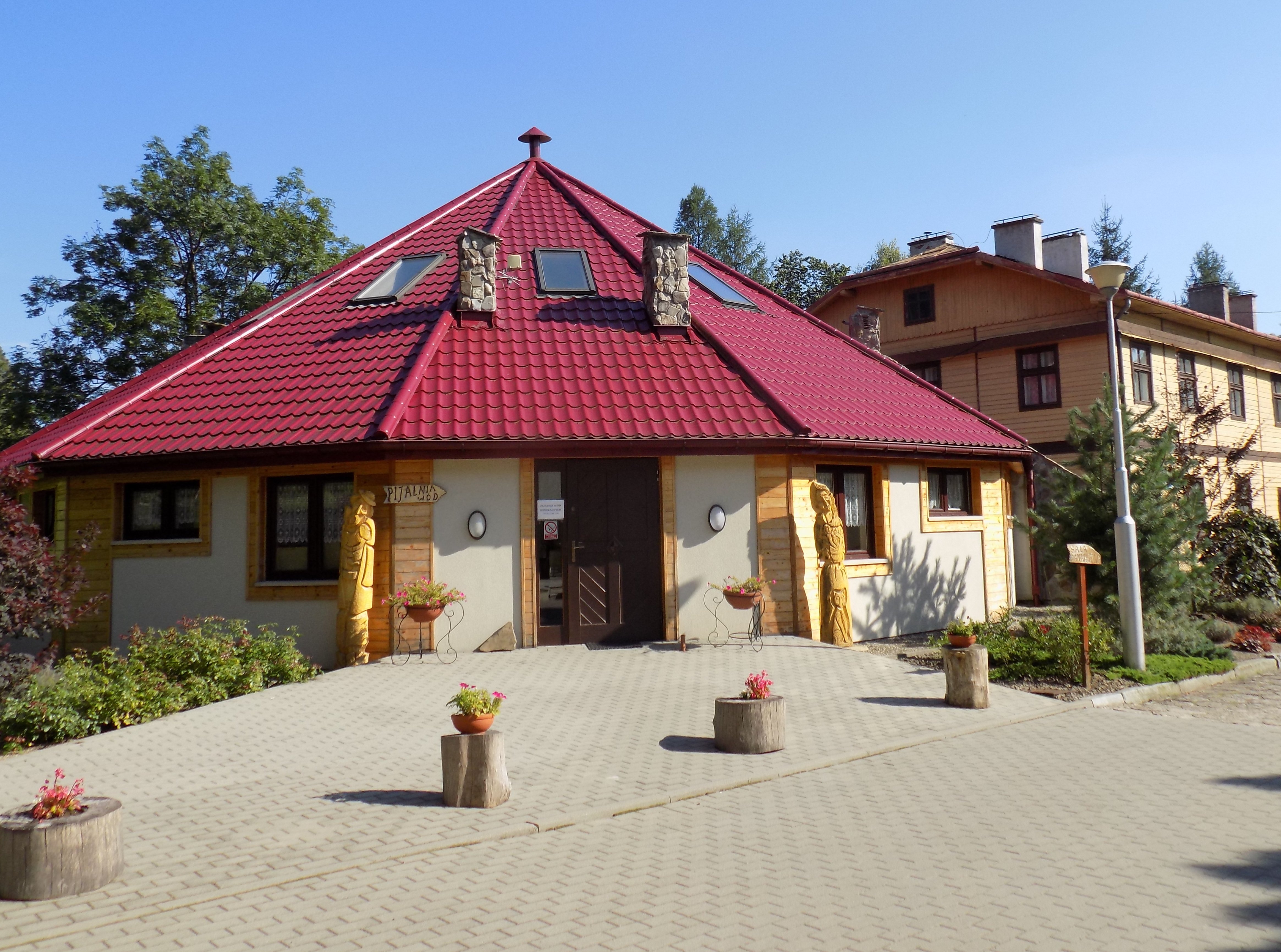 Wapienne, Pijalnia (fot. ANDRZEJ PIECUCH)