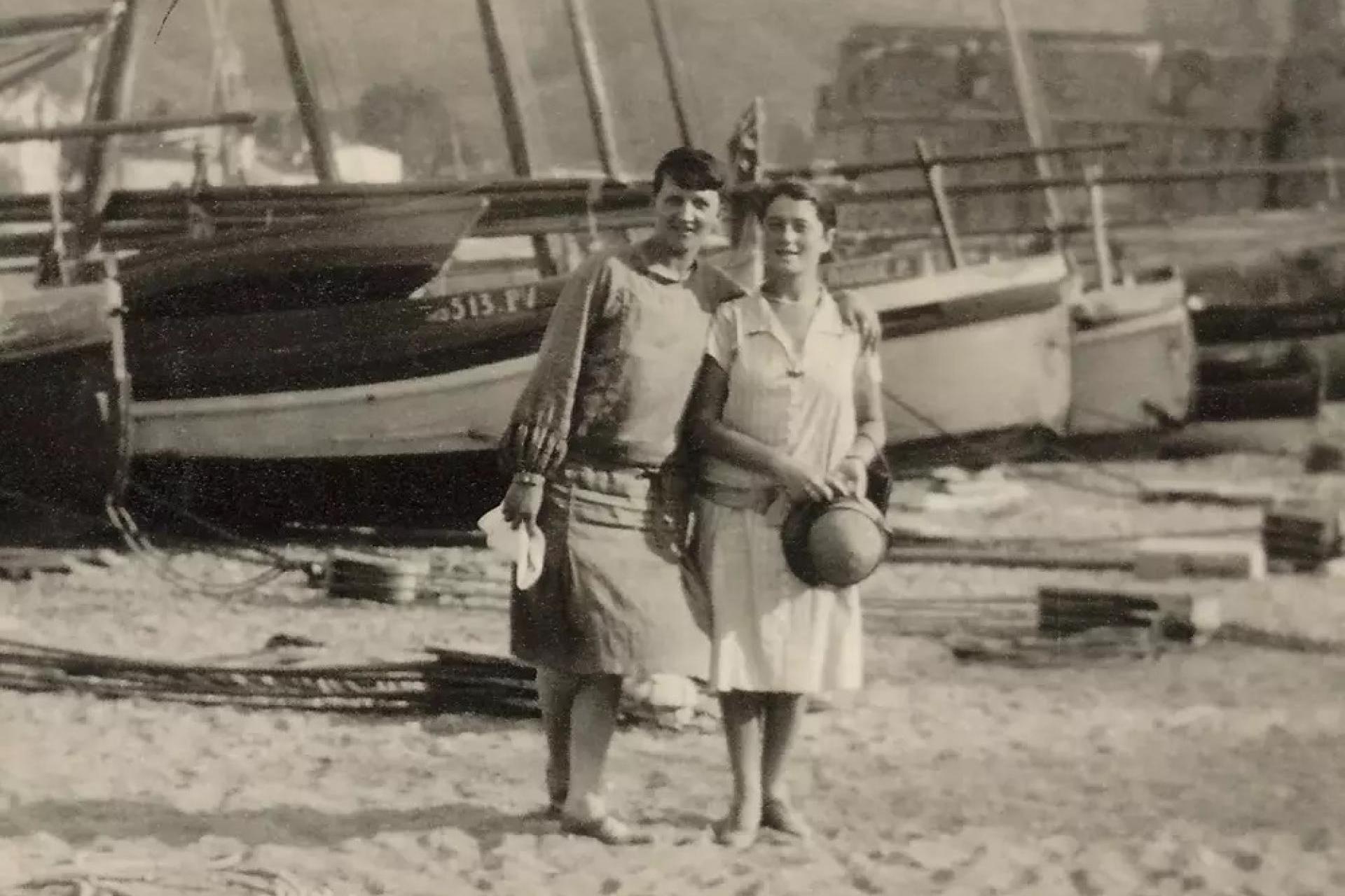 Manifest, herstoria i zatarte ślady. Ewa Mańkowska odkrywa losy zapomnianych kobiet