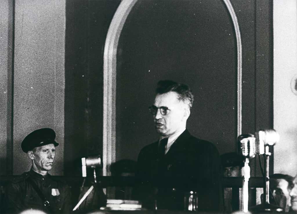 Gen. Leopold Okulicki – Komendant Główny AK w czasie procesu „szesnastu” w Moskwie w 1945 r. / AIPN