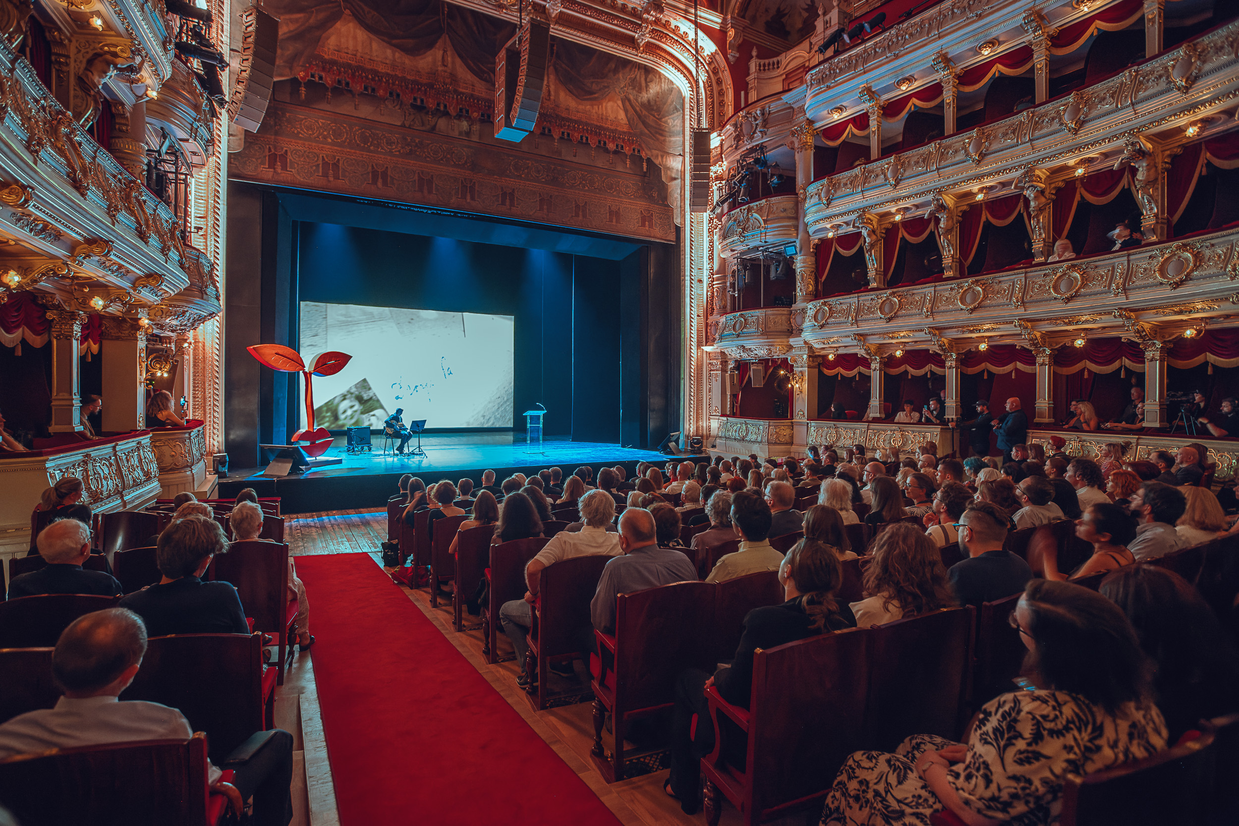 Gala wręczenia Nagrody im. Wisławy Szymborskiej w 2024 r. (fot. Robert Słuszniak), źródło: www.nagrodaszymborskiej.pl