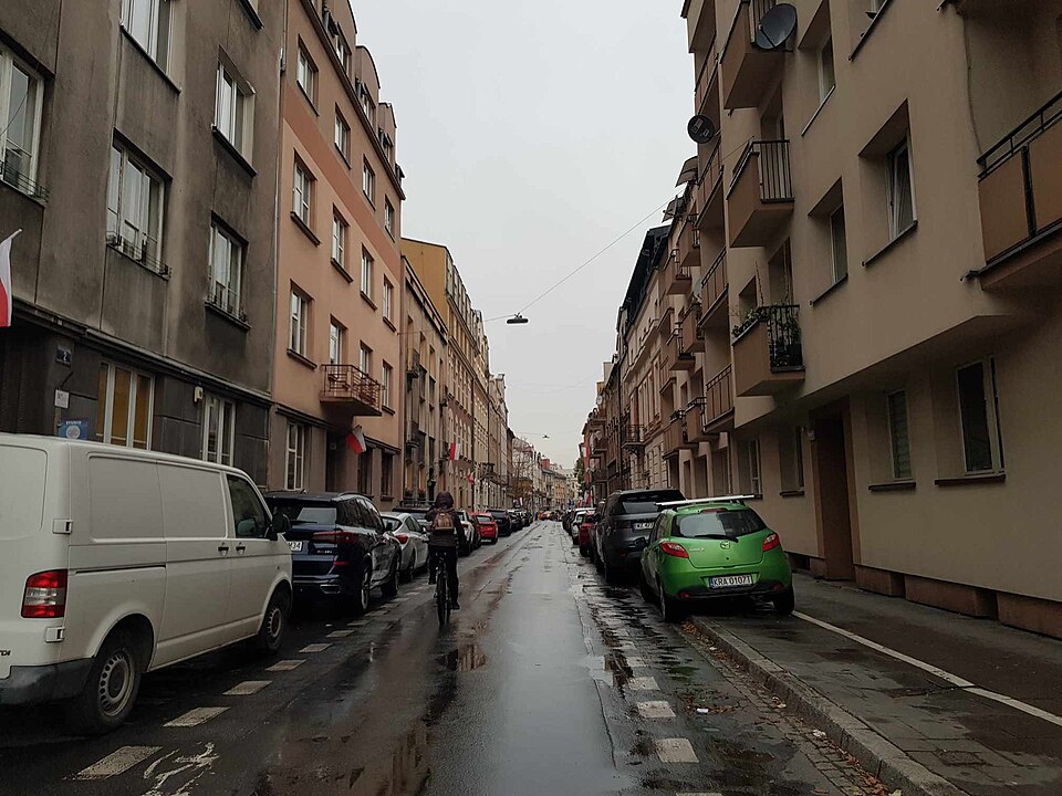 Ulica J.I. Kraszewskiego ( fot. Igor123121/Wikipedia)