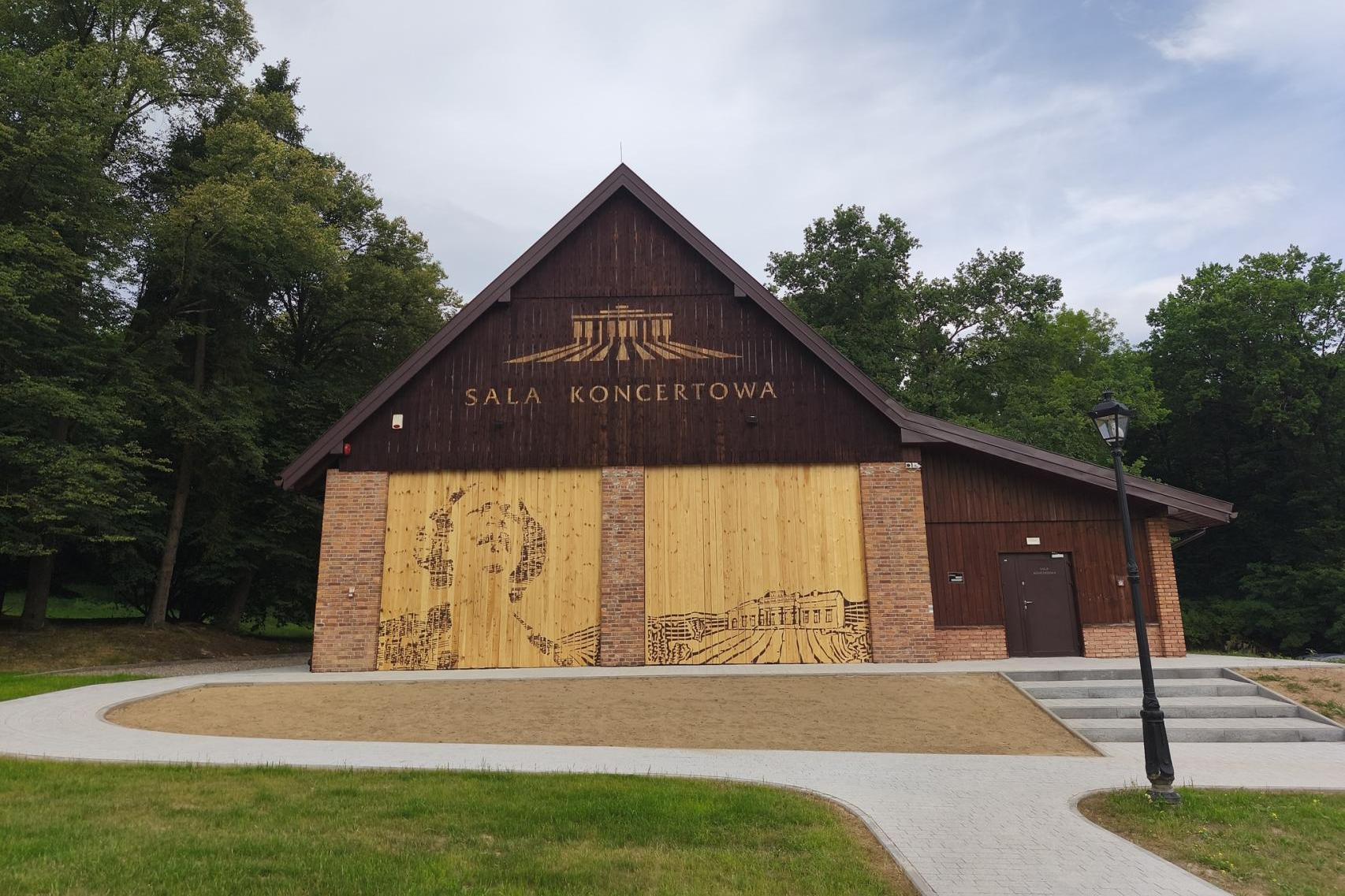 Centrum Paderewskiego w Kąśnej Dolnej przez cały czas będzie mogło liczyć ministerialne na wsparcie