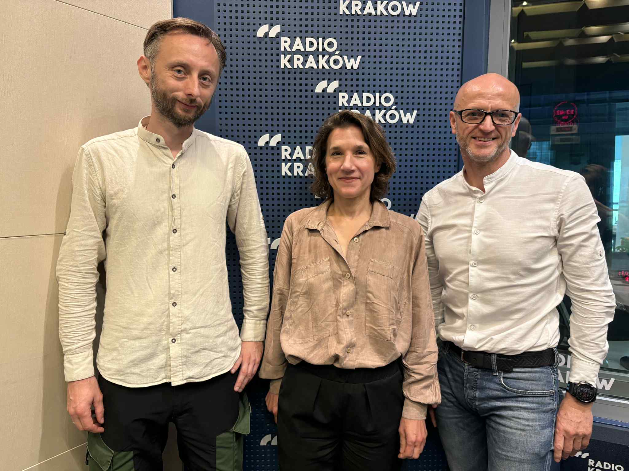 Dr Łukasz Piechnik, Anna Treit i Krzysztof Bałc w studiu Radia Kraków, fot. Sylwia Paszkowska