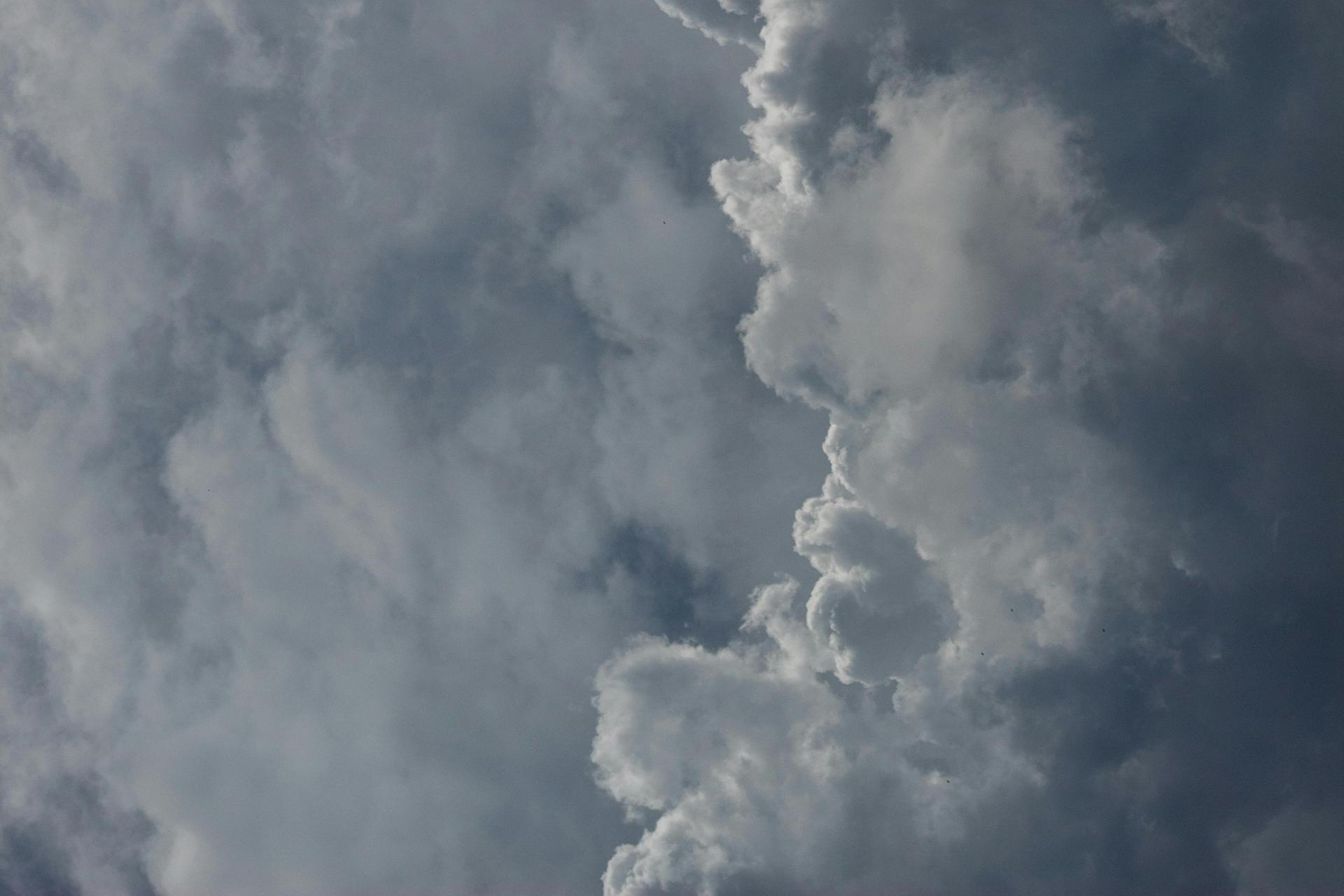 Sobota będzie ciepła, ale w części województwa może zagrzmieć