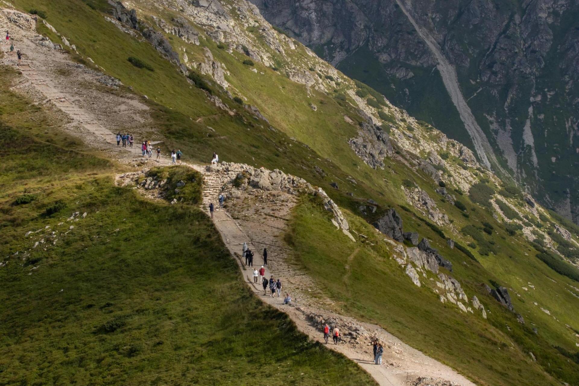 Byli kurierami, oznaczali szlaki, budowali schroniska. Tatrzańscy przewodnicy obchodzą okrągły jubileusz