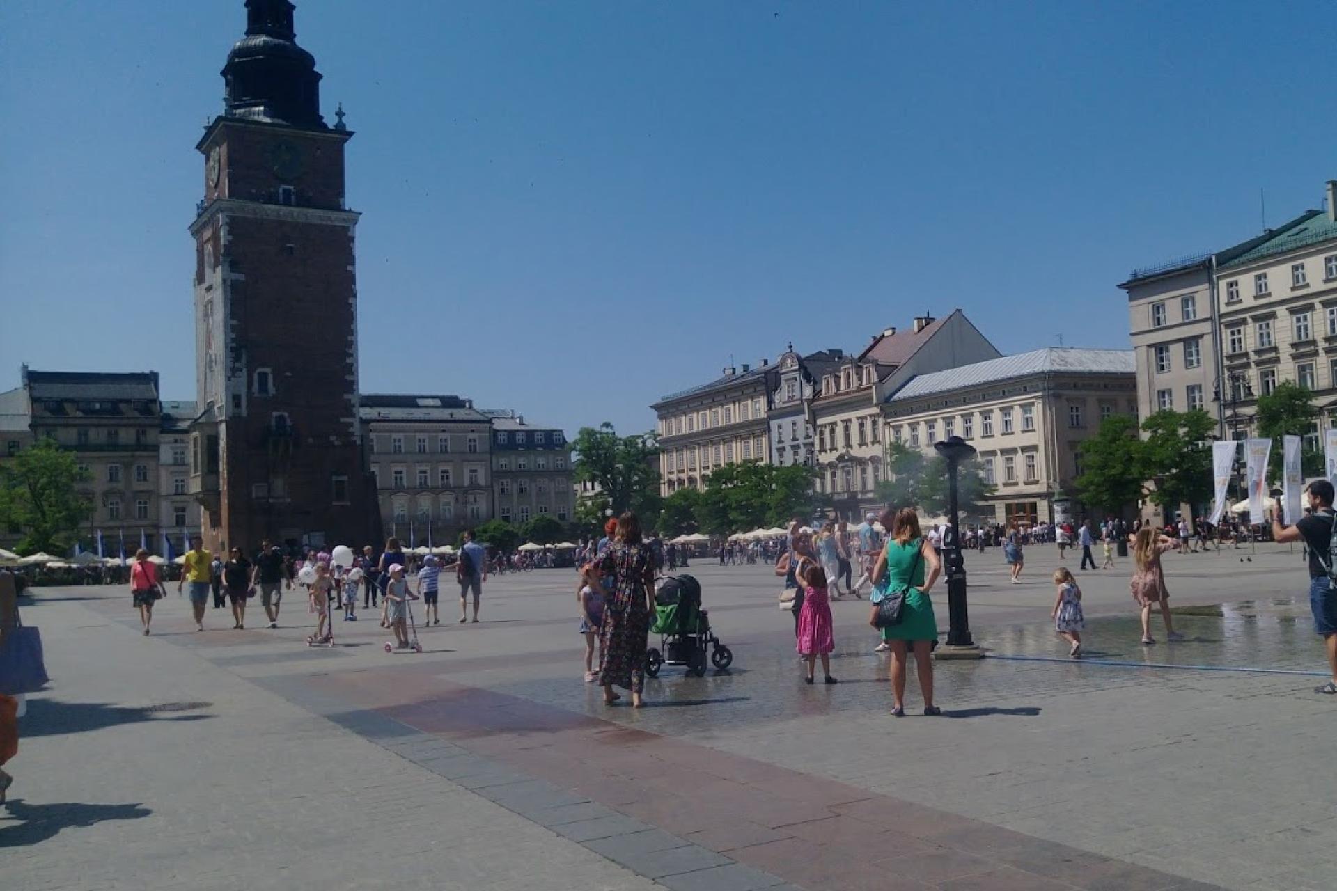 RCB i IMGW ostrzegają przed upałami do 34 st. C w Małopolsce