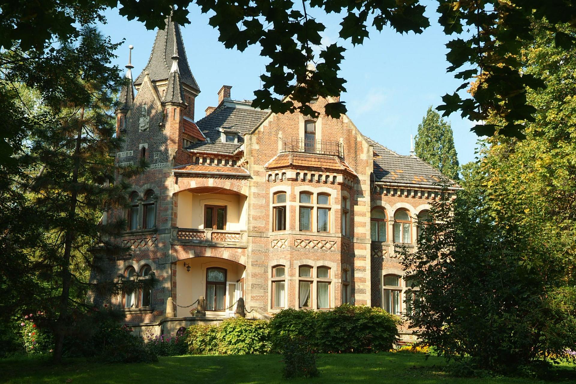 PAŁAC ŻELEŃSKICH W GRODKOWICACH - KONCERT KOLUMBIJSKIEGO PIANISTY ? ANDRES JARAMILLO