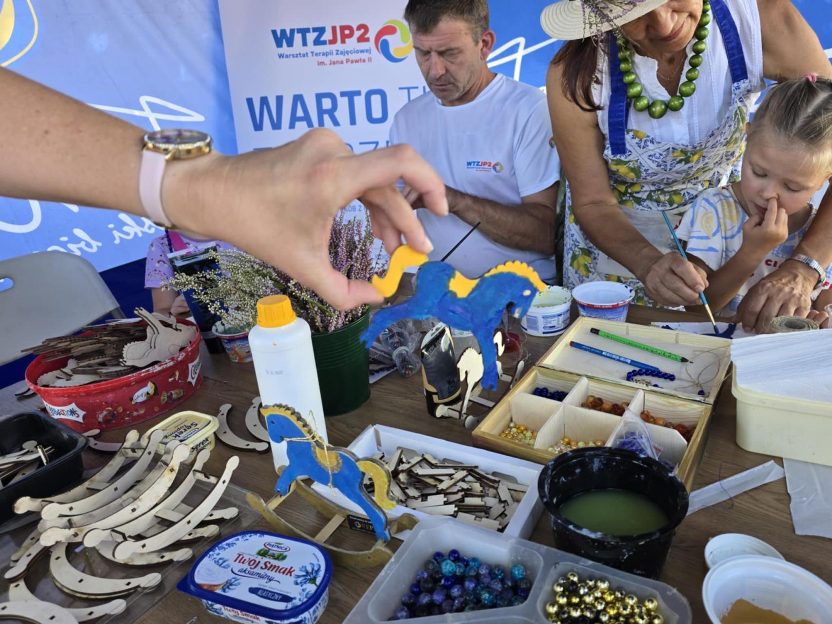 Rodzinne atrakcje i kulinarne smaki na "Tarninowym Koralobraniu"