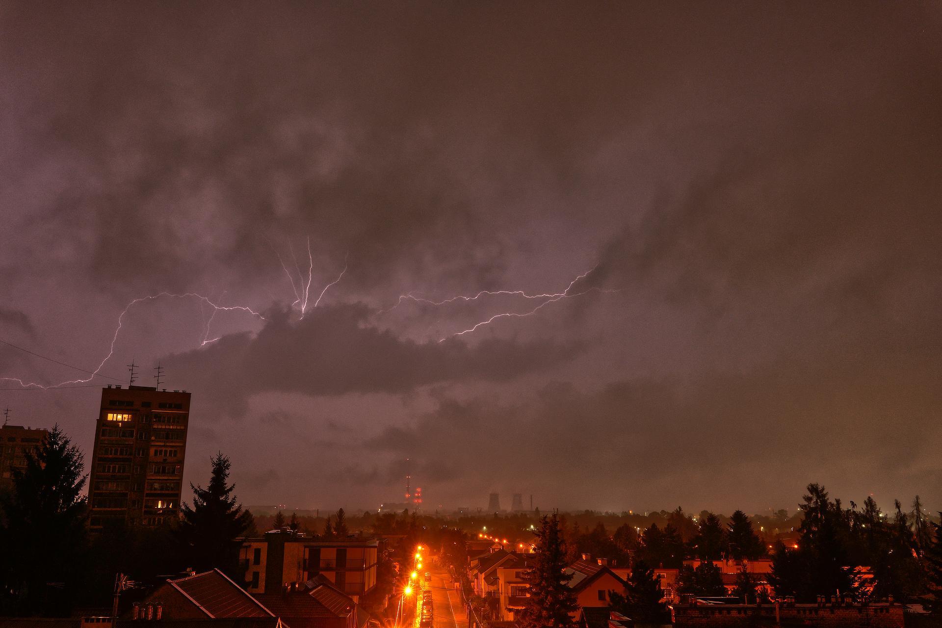 Małopolska z ostrzeżeniami IMGW ? lokalnie alerty III stopnia