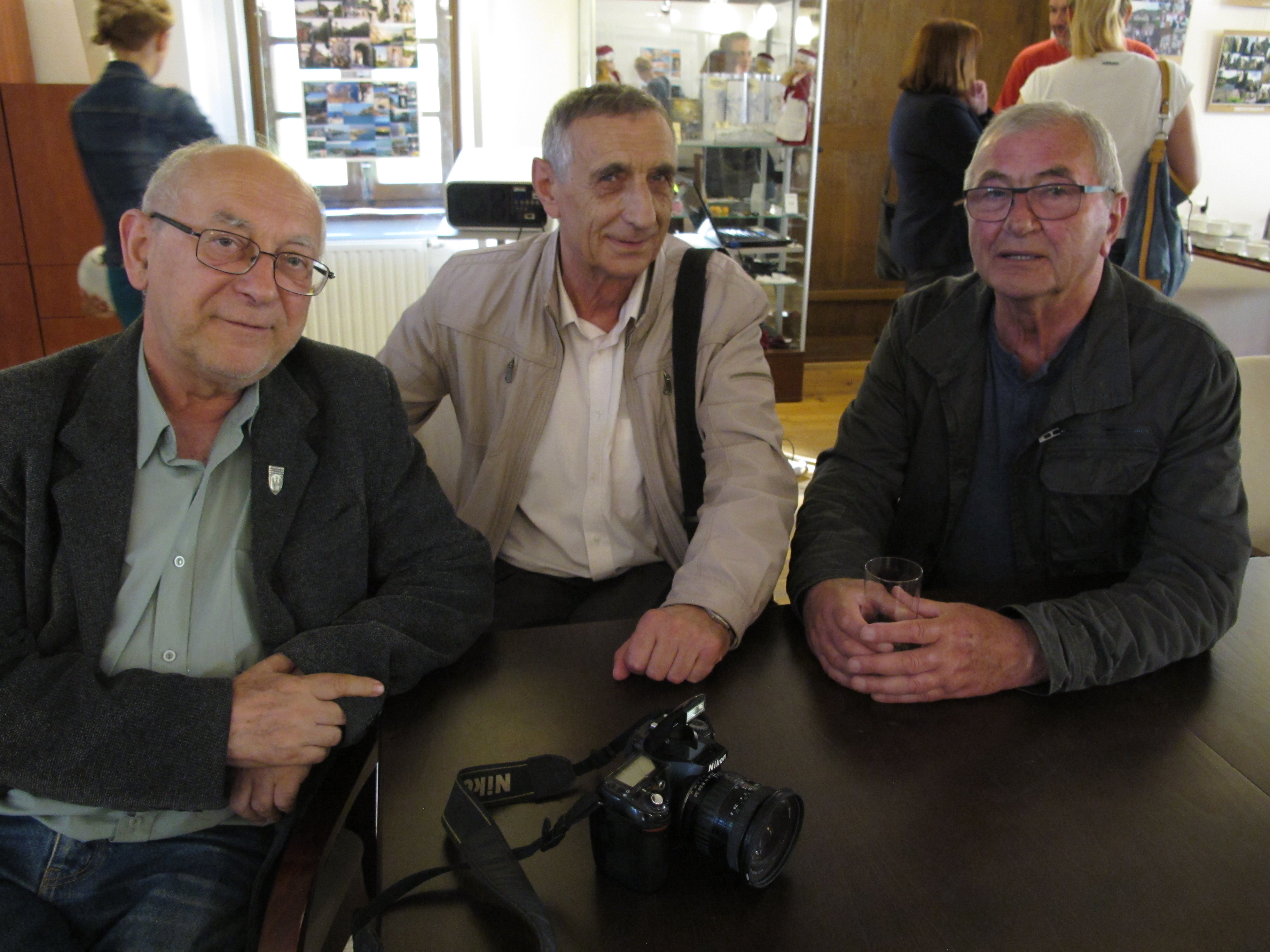 Fotografowie z Muszyny; od lewej Julisz Jarończyk, Andrzej Kosiba i Stanisław Murzyn