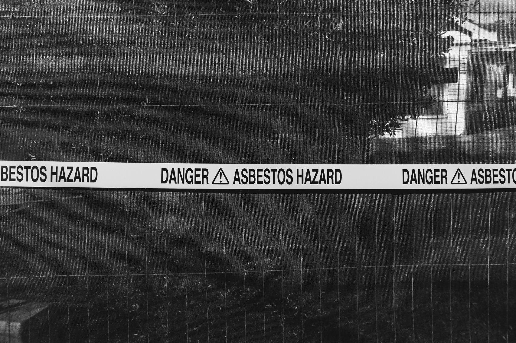 4245 ton azbestu wciąż jest w Krakowie. Mieszkańcy moga się go pozbyć bezpłatnie