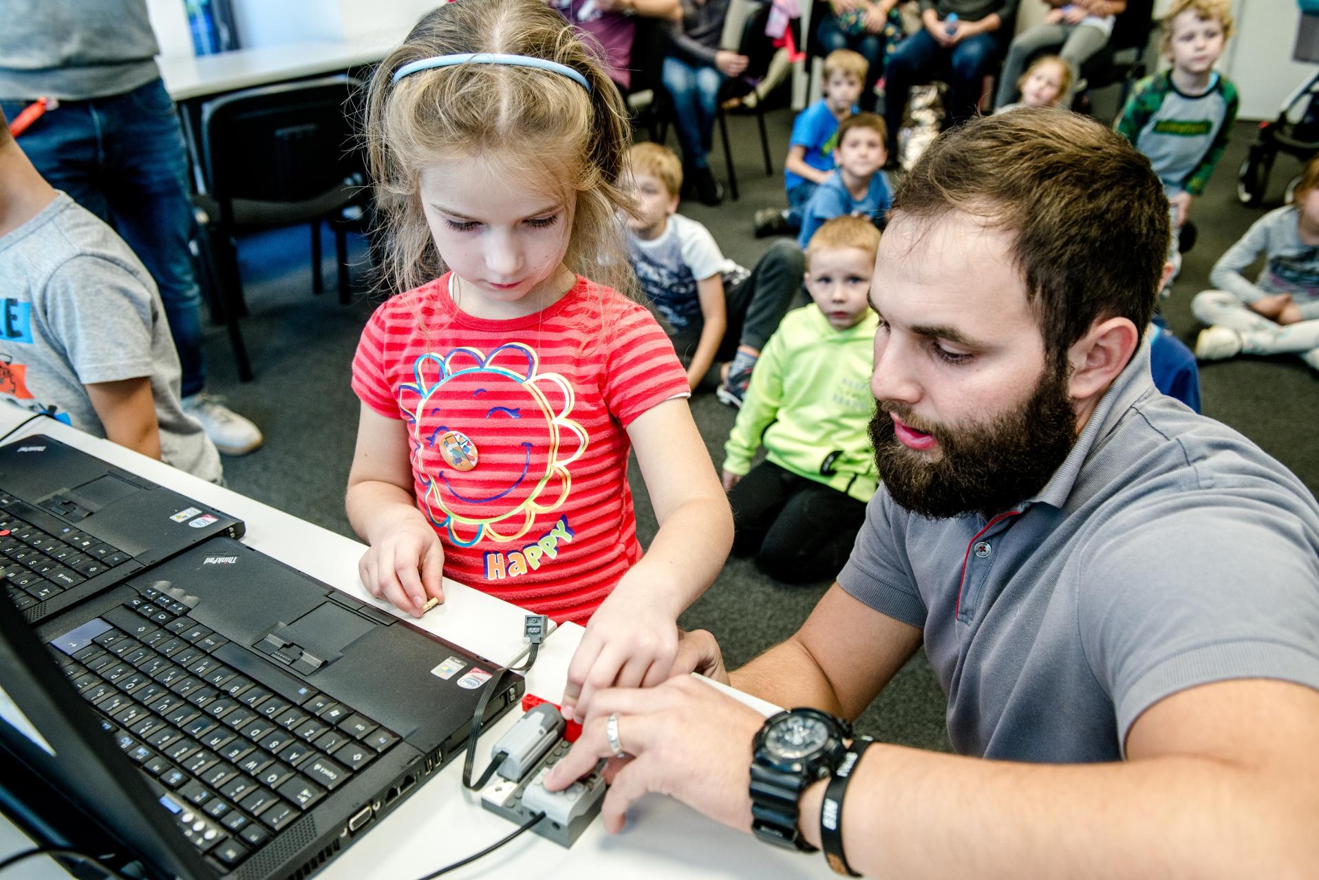 Nowohucki Uniwersytet Dzieci