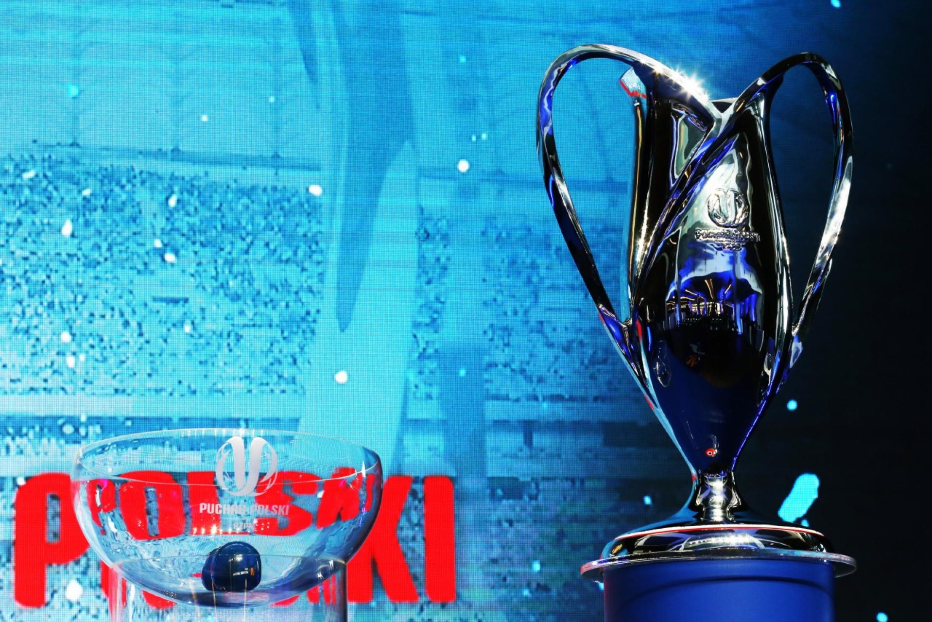 Cracovia - gromi, Hutnik - awansuje, Beskid Andrychow - odpada...