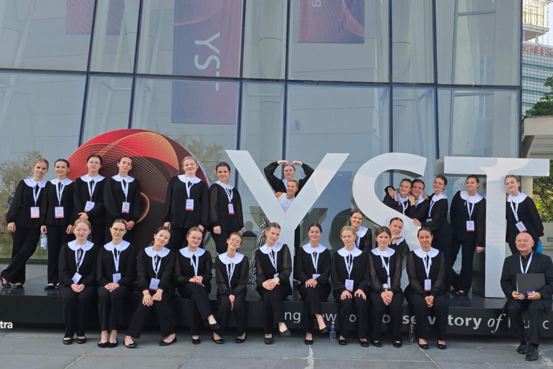 JUBILEUSZ 40-lecia CHÓRU PUELLAE ORANTES