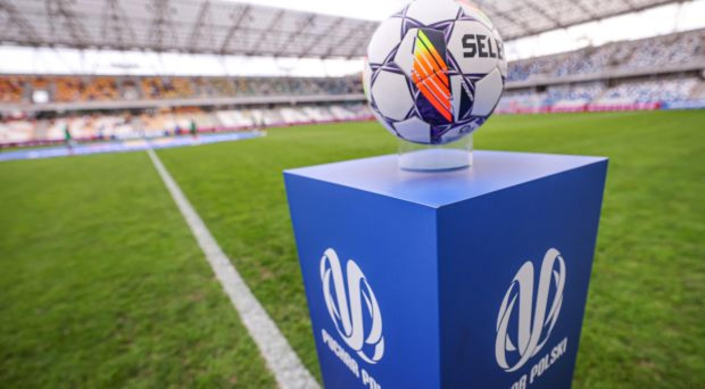 Piłkarski PP - Hutnik Kraków i Wisła Kraków zmierzą się w 1/16 finału. Zdecydowało o tym środowe losowanie.