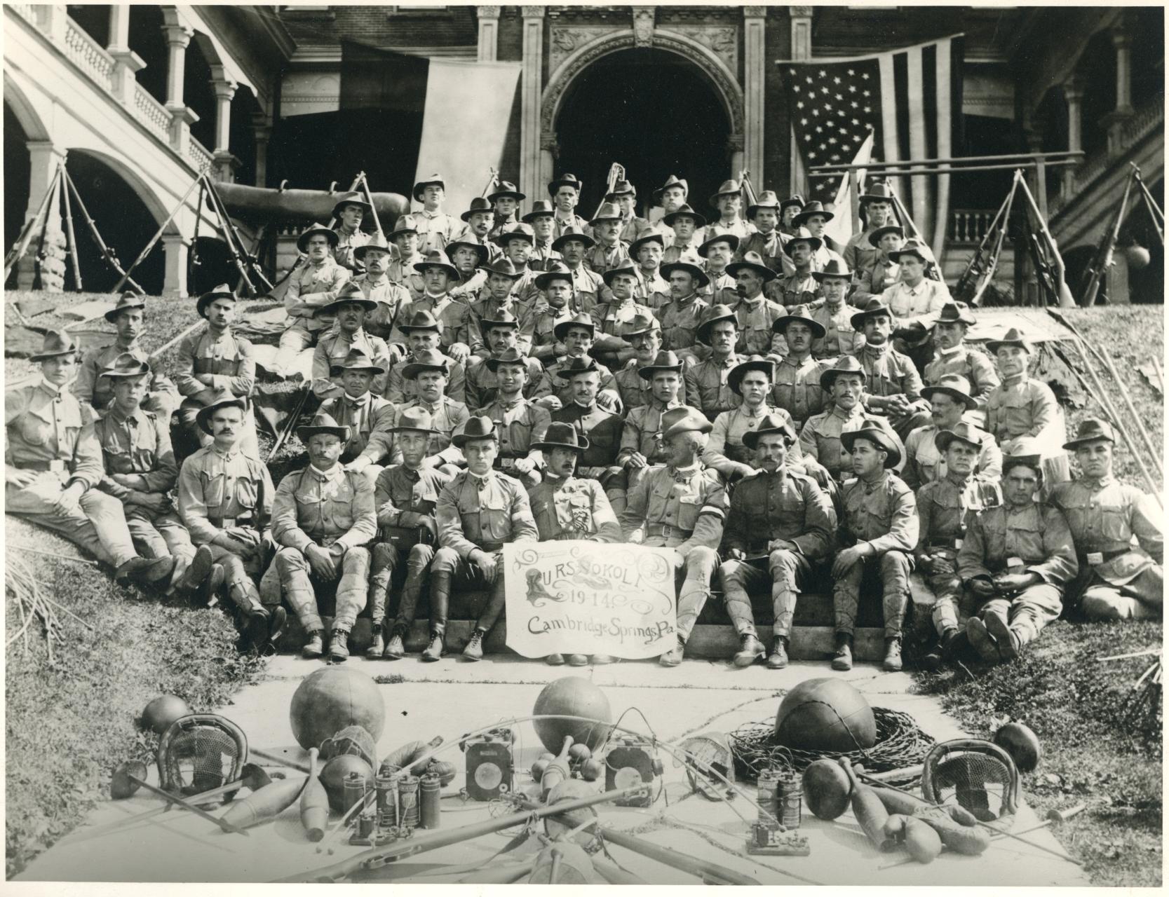 "Czołem ojczyźnie, szponem wrogowi". Sokolstwo Polskie w Ameryce. Dokument Ewy Szkurłat