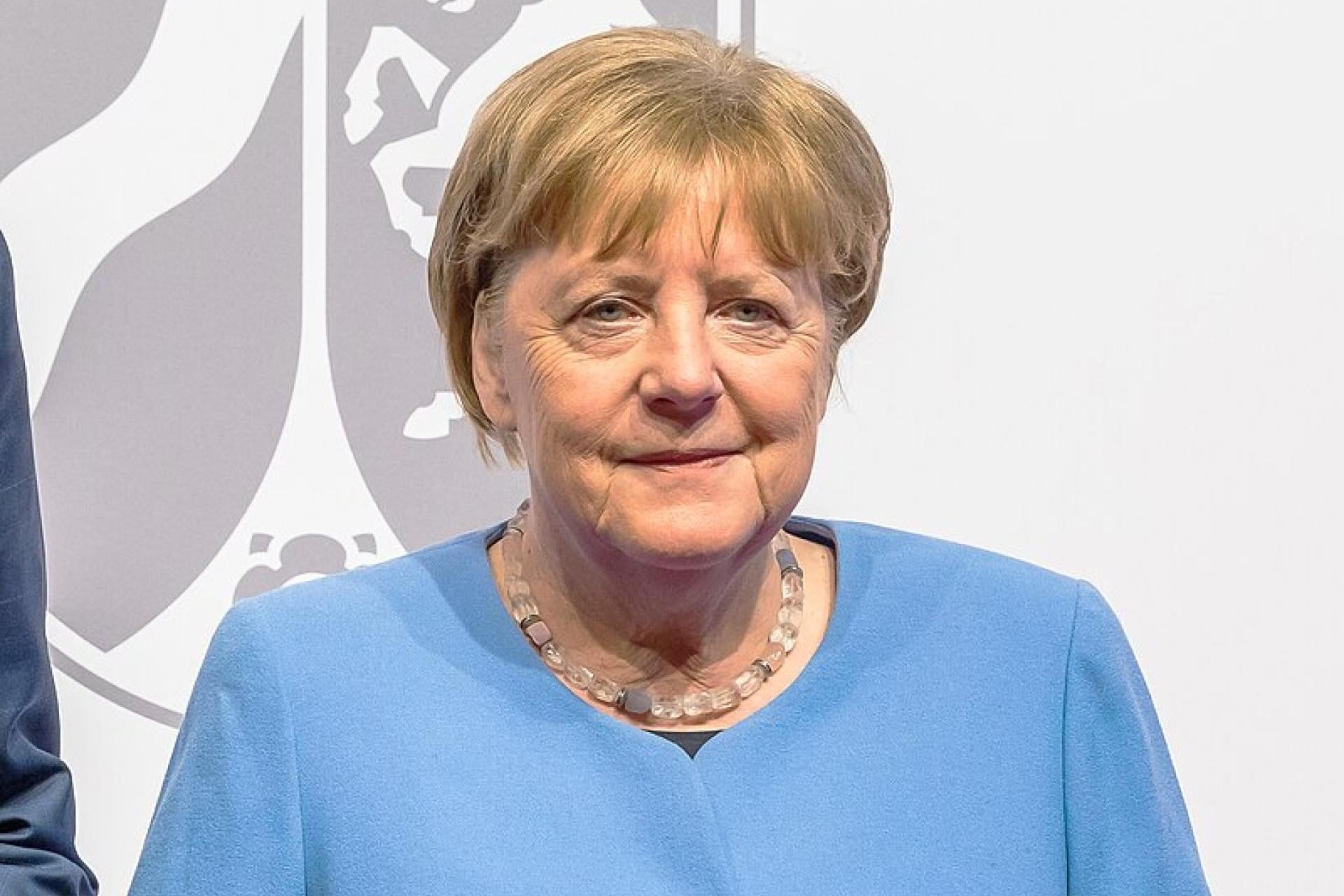 Co powiedziała Angela Merkel? To klasyczny przykład medialnego "łańcuszka sensacji"